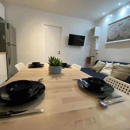 Cozy Flat With Garden Between Paris & Disney Ньои-сюр-Марн Екстериор снимка